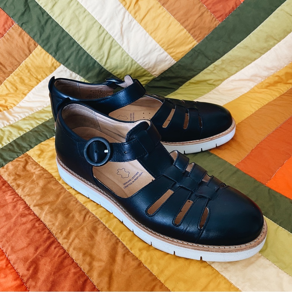 Samuel Hubbard | Black Leather Fisherman Sandals Size 8